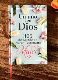 UN AÑO CON DIOS EN EL NUEVO TESTAMENTO