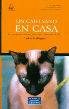 UN GATO SANO EN CASA