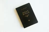 KJV HOLY BIBLE, GIANT PRINT THINLINE LARGE FORMAT, BLACK PREMIUM IMITATION LEATHER WITH RIBBON MARKER, RED LETTER